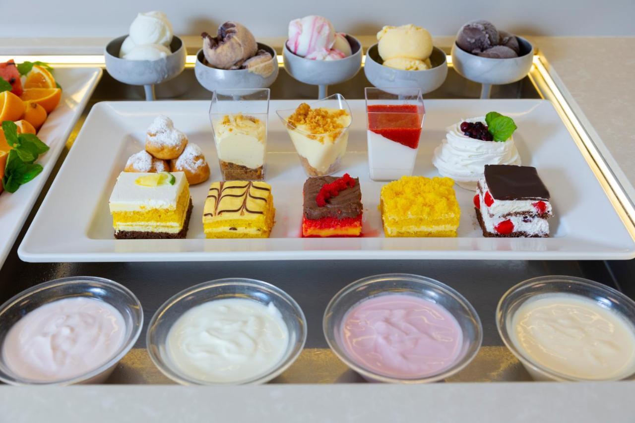 Hotel Castellucci 벨레지아아지마리나 외부 사진